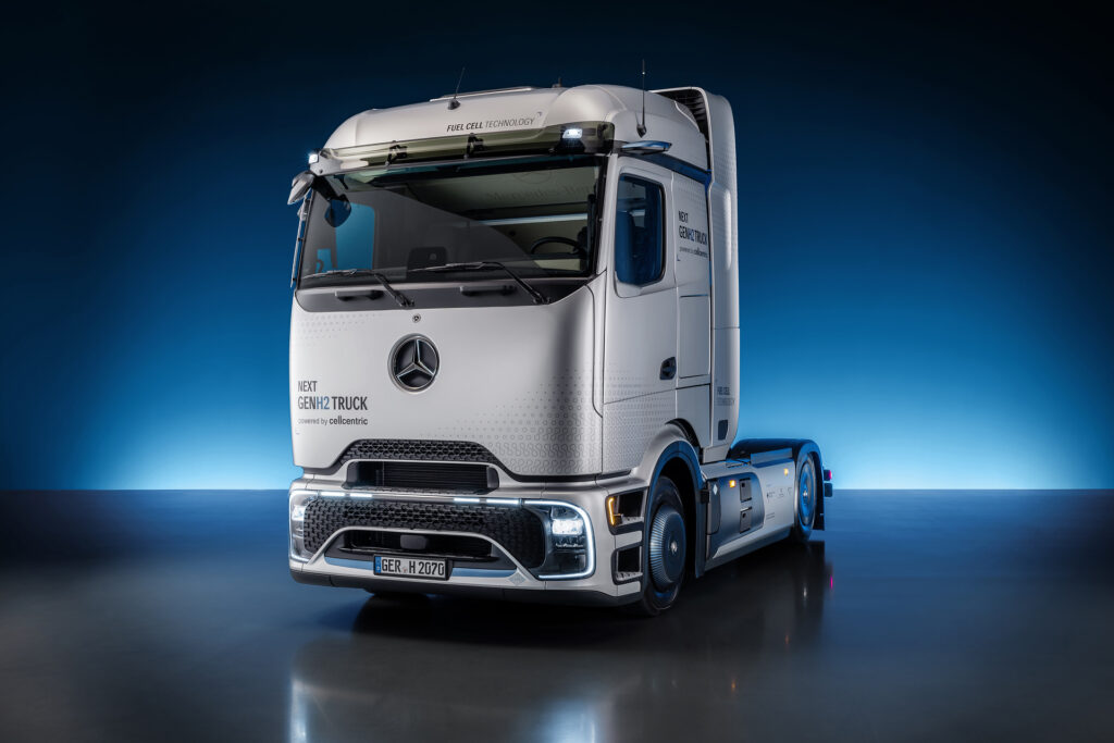 Mercedes-Benz NextGenH2 liquid-hydrogen fuel-cell truck